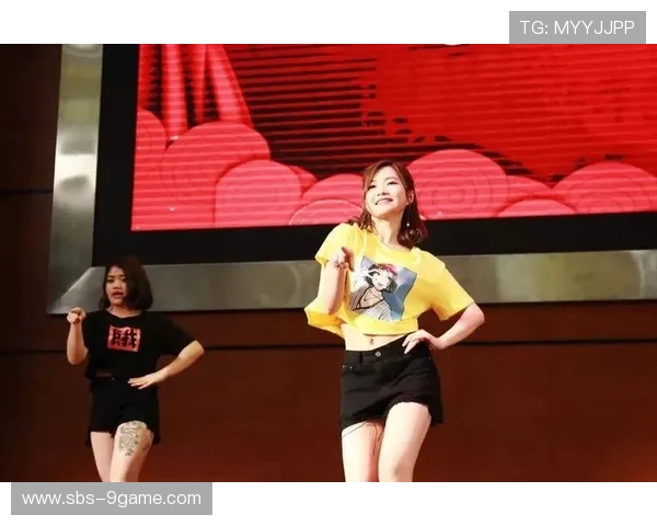 足球场上的梦想女主角 她如何成为耐克广告的璀璨星光